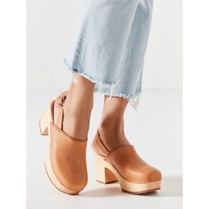 Swedish Hasbeens Jill plateau clog - Like New!